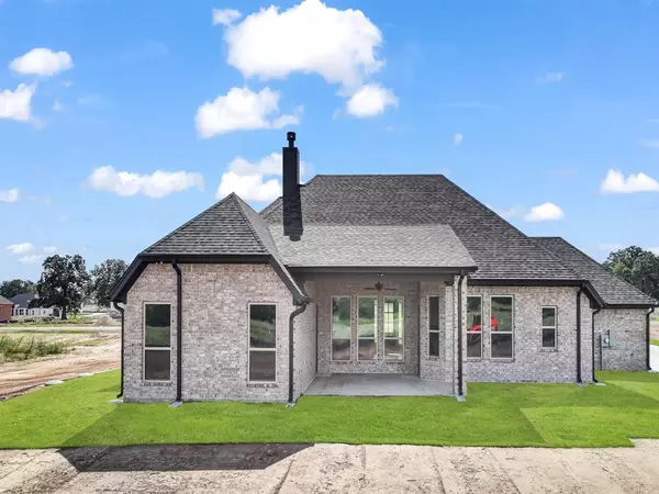 Azle, TX 76020,1040 Arbor Vista Drive