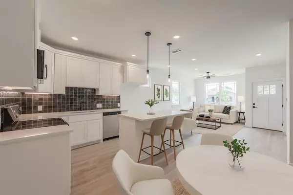 Fort Worth, TX 76104,1402 Driess Street