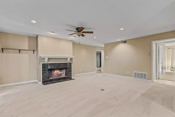 Rockwall, TX 75032,925 Signal Ridge