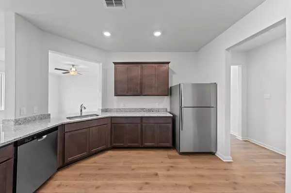 Ponder, TX 76259,14004 Golden Valley Road