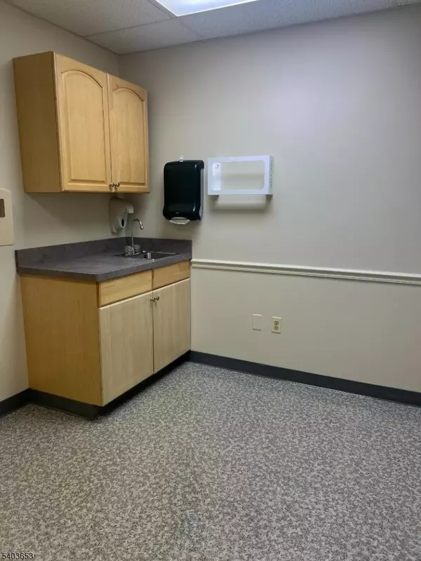 Lopatcong Twp., NJ 08865,409 Coventry Dr