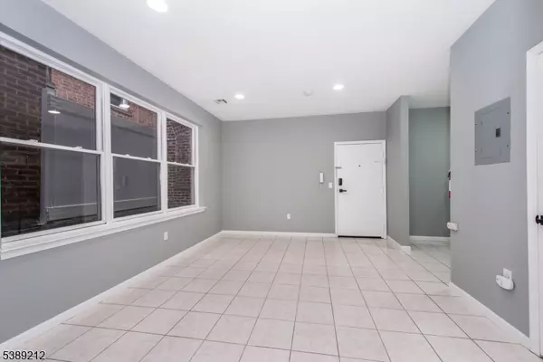 Maplewood Twp., NJ 07040,1878 Springfield Ave #2B