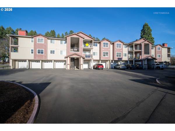 Hillsboro, OR 97006,10804 NE HOLLY ST #303