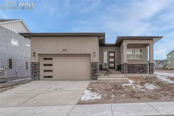 10090 Manhattan DR, Colorado Springs, CO 80924
