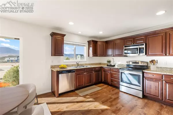 Monument, CO 80132,1408 Red Mica WAY