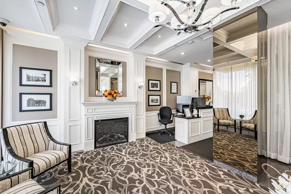 Toronto C13, ON M3A 3M5,75 Graydon Hall DR #2308