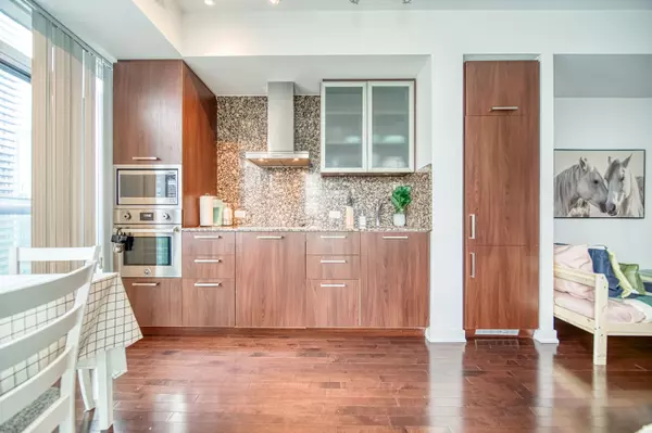 Toronto C01, ON M5J 0B1,Address not disclosed