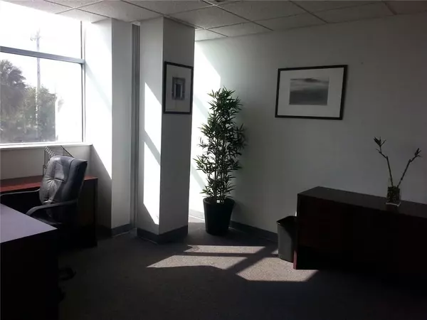 Tamarac, FL 33321,8400 N UNIVERSITY DR #216