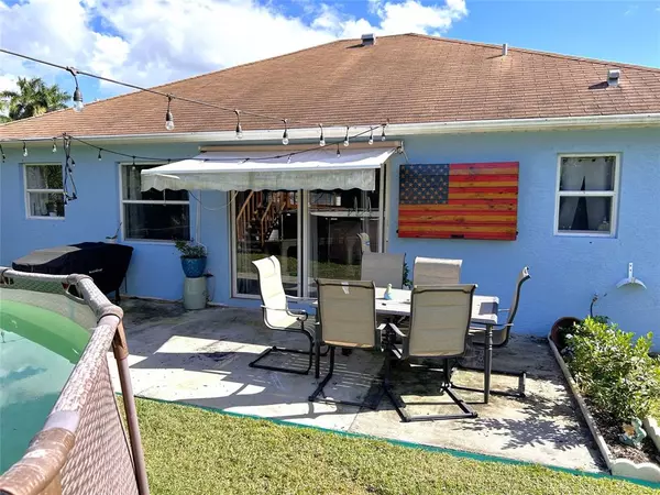 Stuart, FL 34997,3043 SE Banyan St