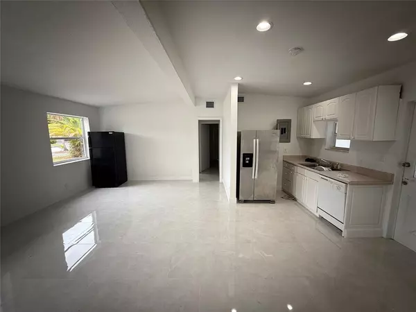 Pompano Beach, FL 33064,1724 NE 50th Ct