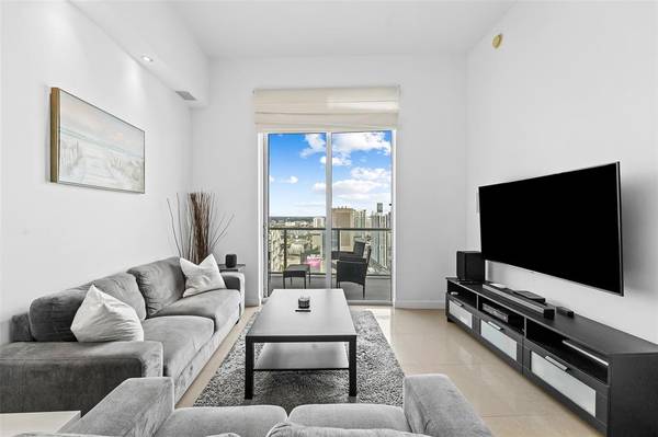 Miami, FL 33130,185 SW 7th Street #4403