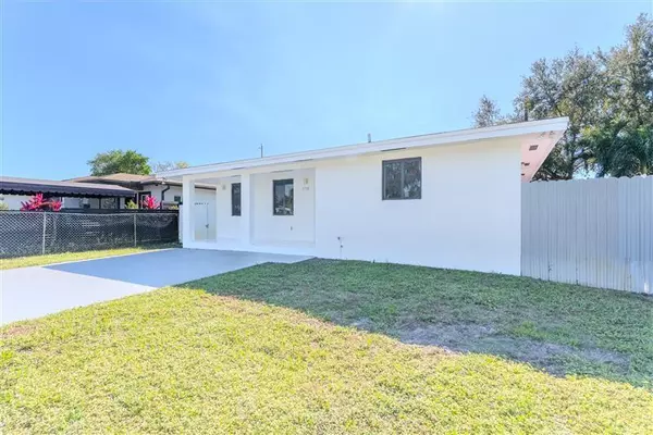 Hollywood, FL 33023,5738 Fletcher St