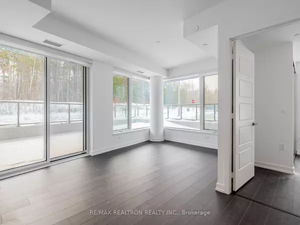 Innisfil, ON L9S 0R6,333 Sunseeker AVE #101