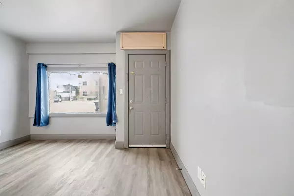 Penetanguishene, ON L9M 1T9,7 Robert ST W #A