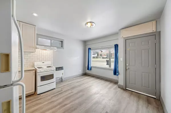 Penetanguishene, ON L9M 1T9,7 Robert ST W #A