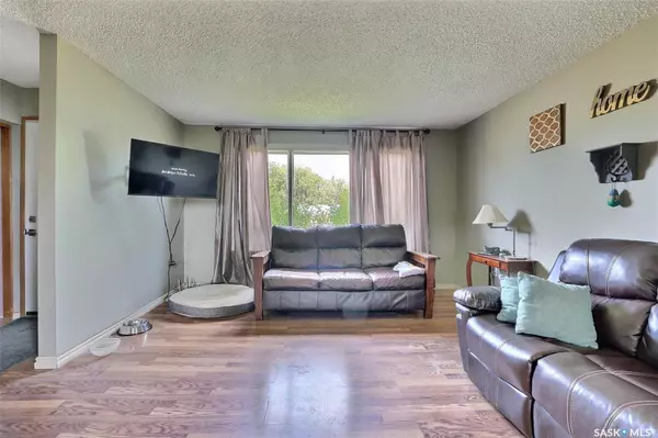 Holdfast, SK S0G 2H0,1544 Frohlick STREET