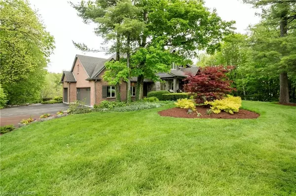 Milton, ON L0P 1B0,10125 PINEVIEW TRL