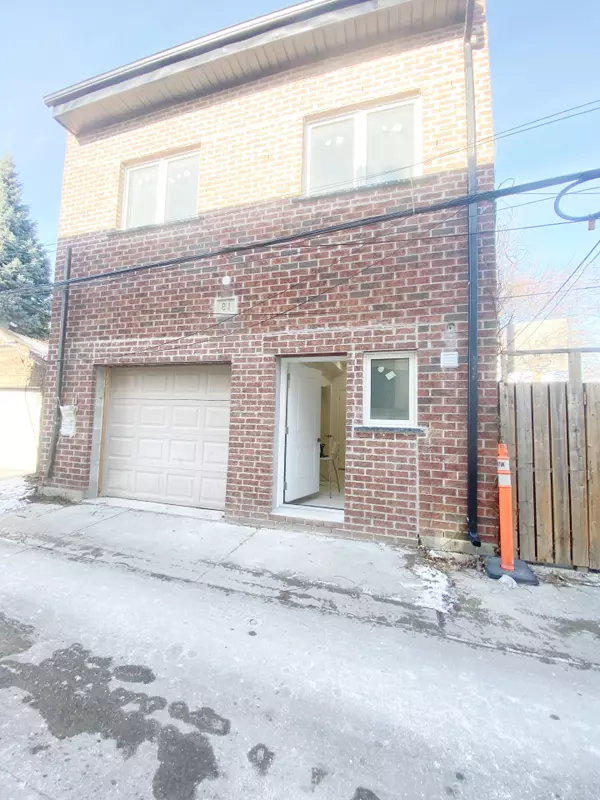 81 Hallam ST #Room L201, Toronto W02, ON M6H 1W7