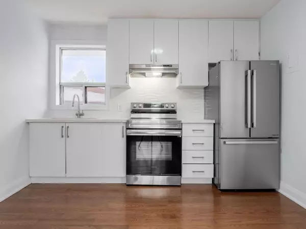 Toronto W03, ON M6M 3L6,1 Lacey AVE #3