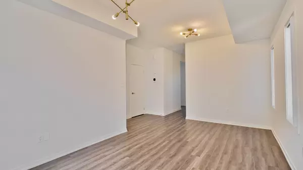 Toronto W06, ON M8V 2C7,225 Birmingham ST #159