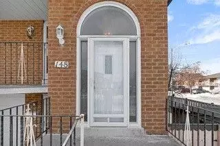 Toronto W05, ON M3L 2L9,148 Yatescastle DR