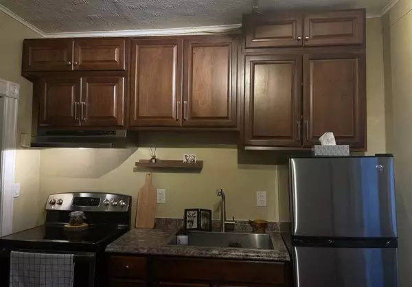 Erin, ON N0B 1T0,48-50 Main ST