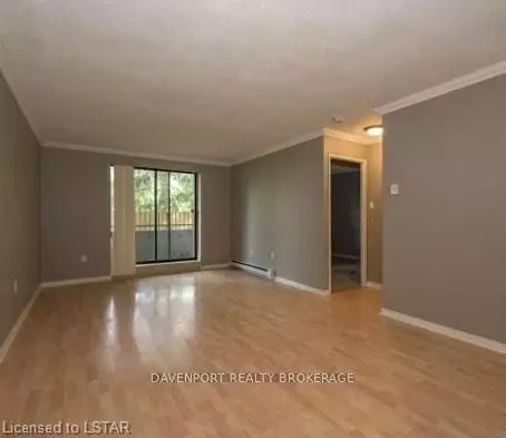 London South, ON N6J 4W7,75 Huxley ST #103