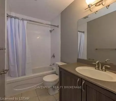 London South, ON N6J 4W7,75 Huxley ST #103