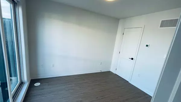 Brant, ON N3L 0N5,55 Tom Brown DR #75