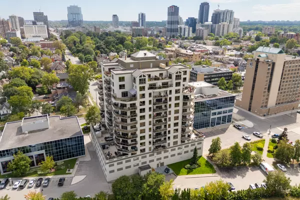 London East, ON N6A 6K3,250 Pall Mall ST #407