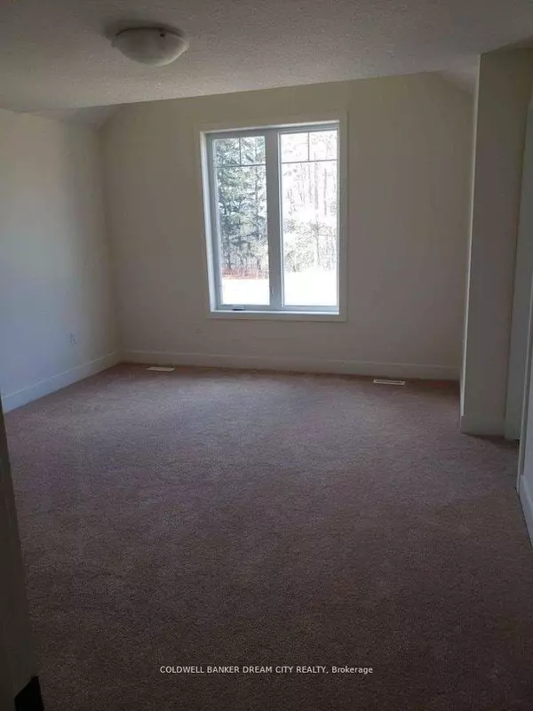 London South, ON N5Z 0B3,114 Julie CRES