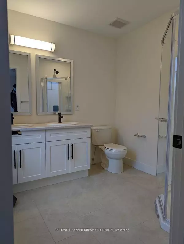 London South, ON N5Z 0B3,114 Julie CRES