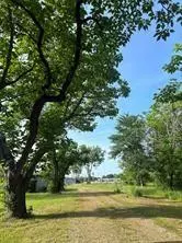 414 Kelly Lane, Seven Points, TX 75143