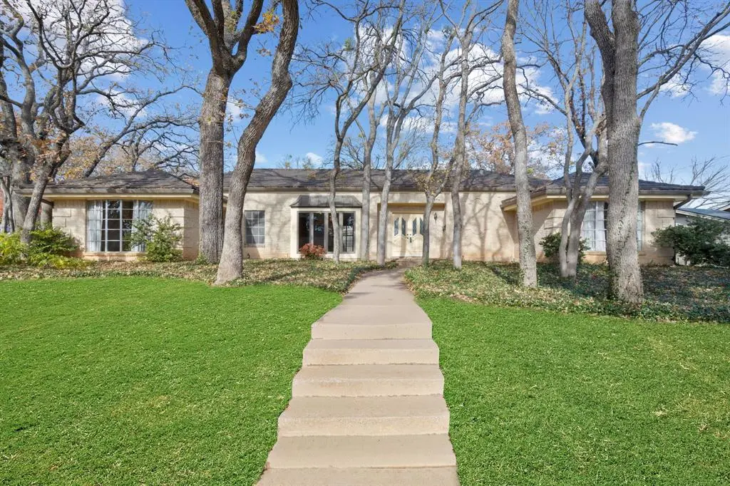 Fort Worth, TX 76103,5021 Sugar Lake Road