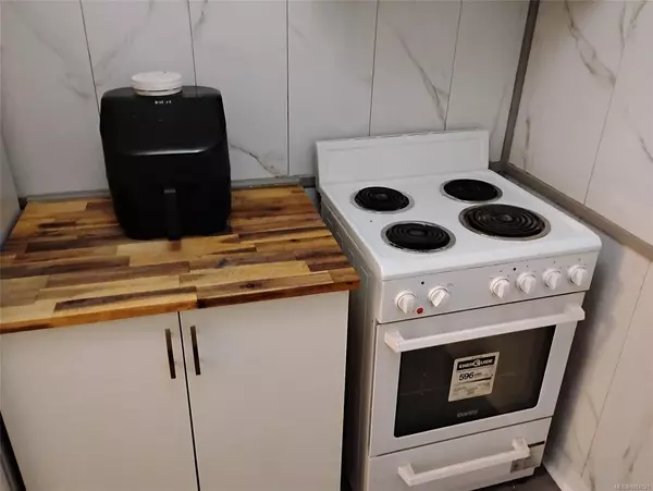 Port Alice, BC V0N 2N0,791 Marine Dr #109