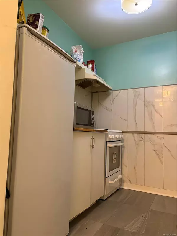 Port Alice, BC V0N 2N0,791 Marine Dr #109