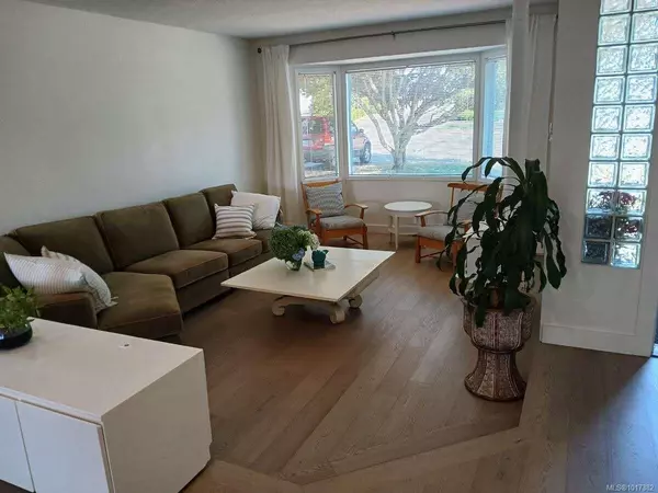 Comox, BC V9M 3J8,655 Totem Cres