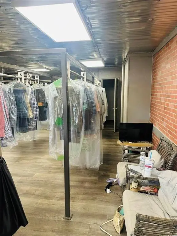 Joshua, TX 76058,210 N Broadway Street