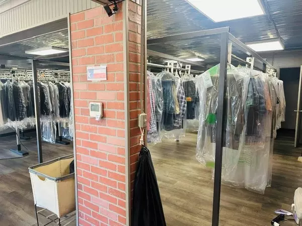 Joshua, TX 76058,210 N Broadway Street