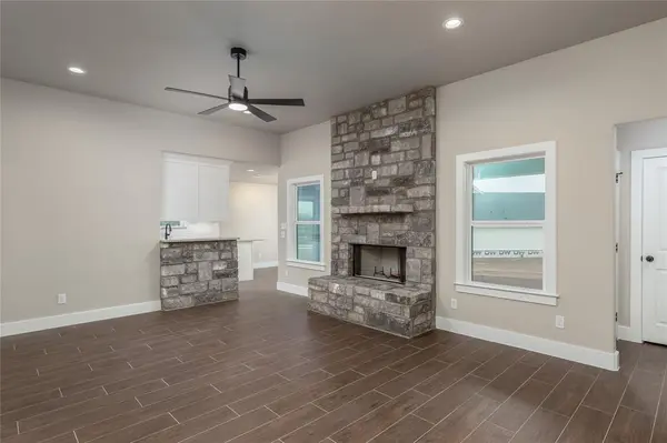 Jacksboro, TX 76458,210 Prairie Street