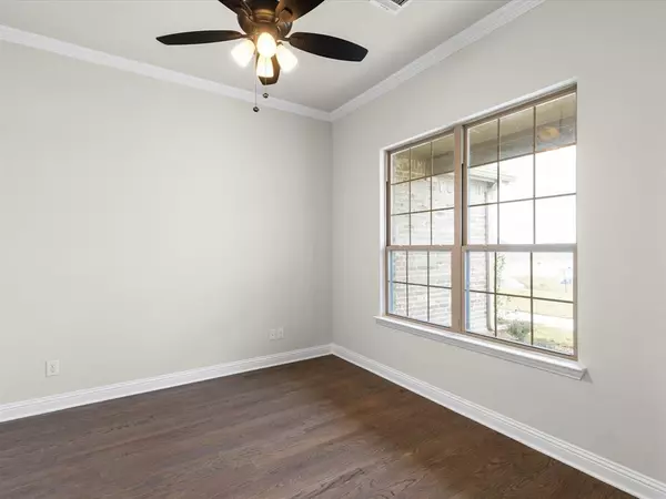 Waxahachie, TX 75165,128 Lila Lake Drive