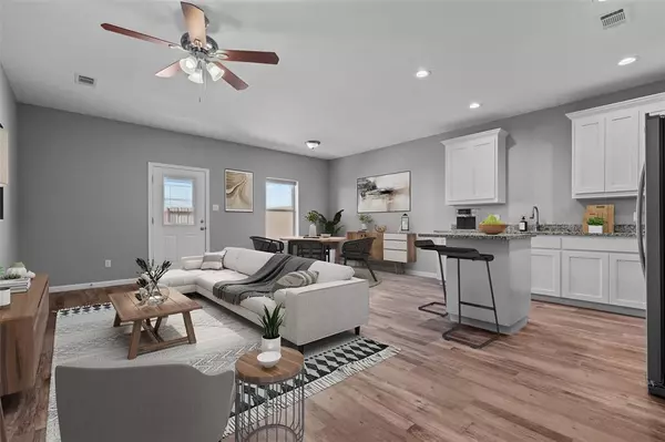 Weatherford, TX 76087,121 Winners Circle #103