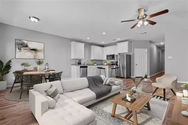 Weatherford, TX 76087,121 Winners Circle #103