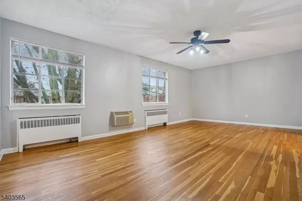 Springfield Twp., NJ 07081,23B Troy Dr #B