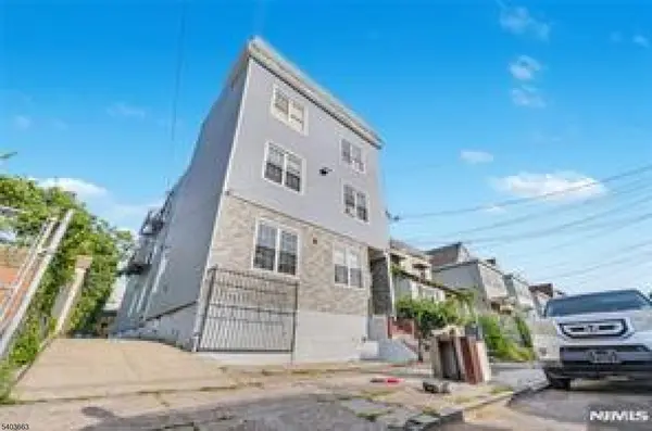 Paterson City, NJ 07514,399 E 28th Street