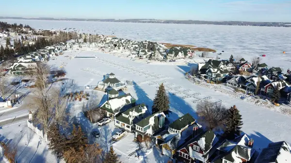 Sylvan Lake, AB T4S 1E9,108 Marina Bay CT