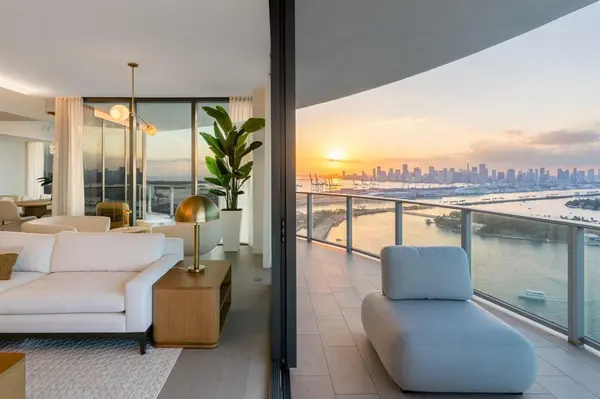 Miami Beach, FL 33139,501 West Ave #3903/3904