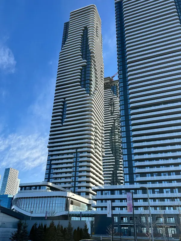 Vaughan, ON L4K 0R1,225 Commerce ST #2203