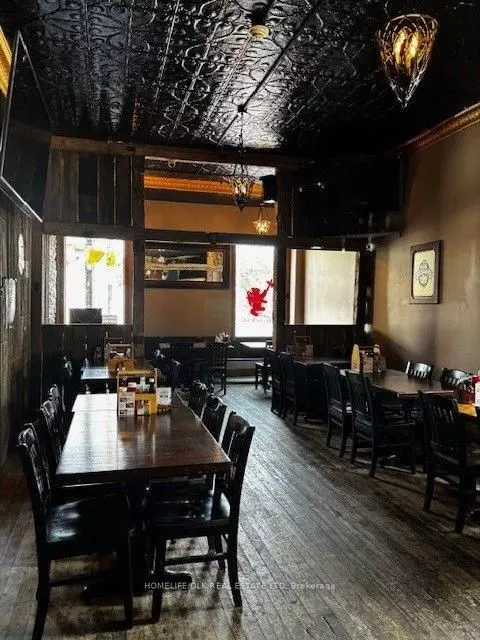 Prescott, ON K0E 1T0,101-115 King ST W