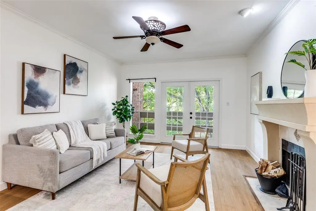 Dallas, TX 75243,8555 Fair Oaks Crossing #702